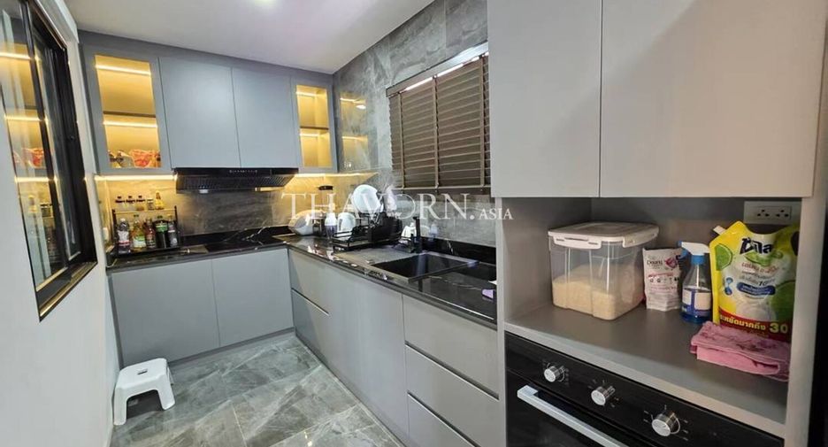 ขาย 4 ห้องนอน บ้านเดี่ยว ใน พัทยาตะวันออก, พัทยา