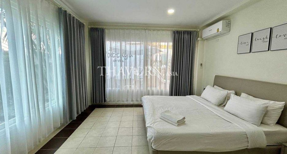 For sale 3 bedrooms house in Pratumnak, Pattaya