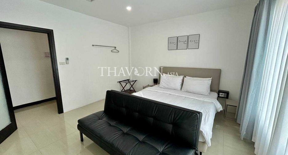 For sale 3 bedrooms house in Pratumnak, Pattaya