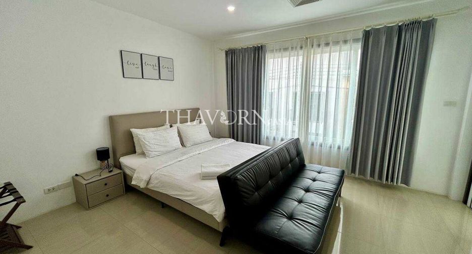 For sale 3 bedrooms house in Pratumnak, Pattaya