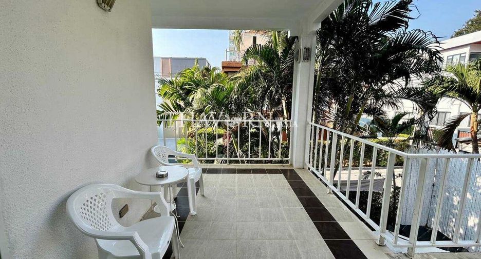 For sale 3 bedrooms house in Pratumnak, Pattaya
