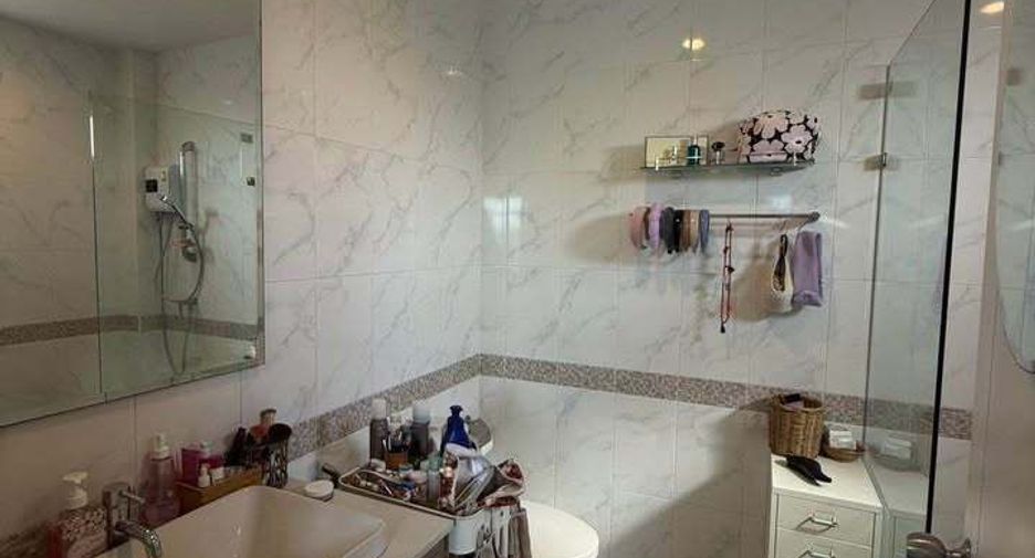 Villa en alquiler de 3 habitaciones en Mueang Phuket, Phuket