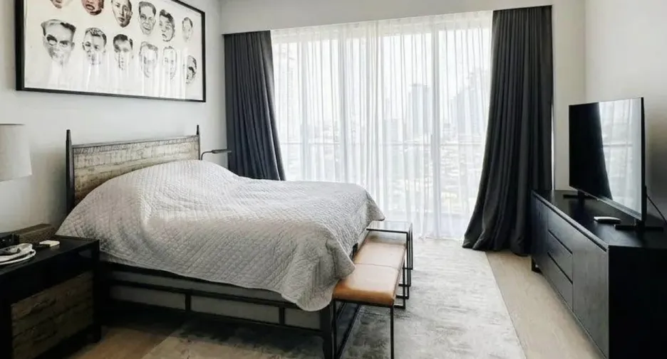 For rent 5 bedrooms condo in Watthana, Bangkok