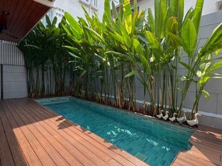 For rent 3 bedrooms house in Watthana, Bangkok