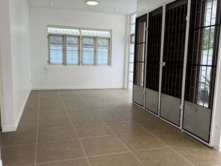 For rent 3 ベッドルーム house in Khlong Toei, Bangkok