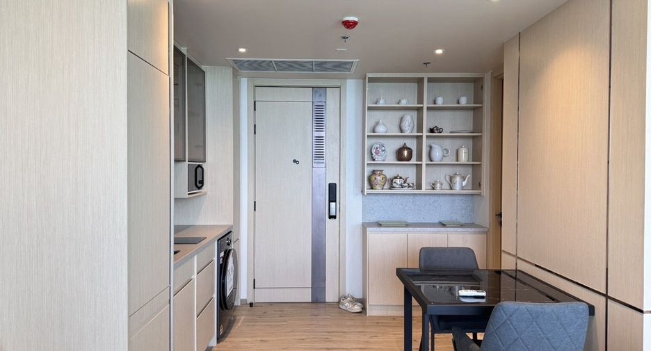 For rent 1 bed condo in Bang Lamung, Chonburi