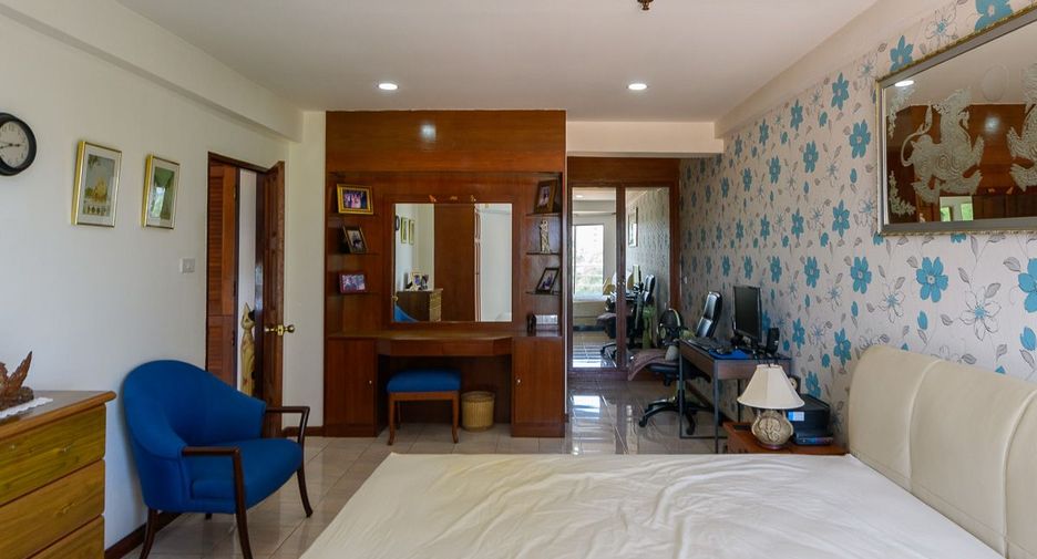 For sale 2 bedrooms condo in Jomtien, Pattaya