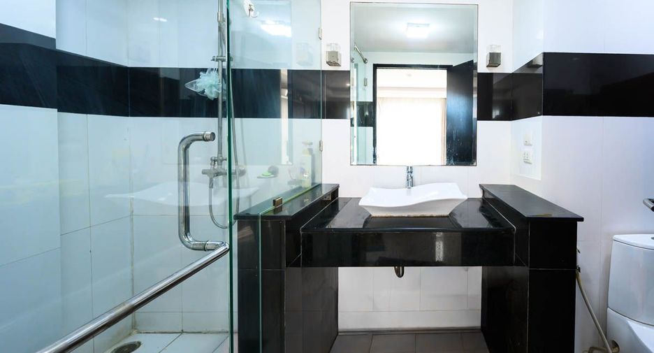 For sale 1 bed condo in South Pattaya, Pattaya