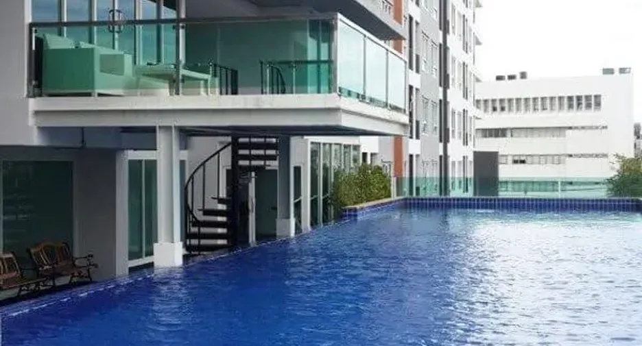 For rent 1 bed condo in Phra Khanong, Bangkok