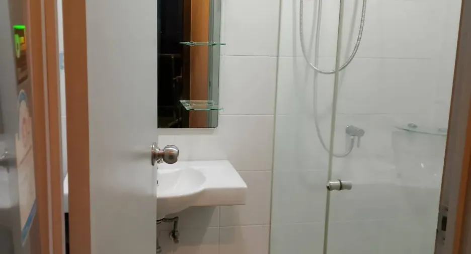 For rent 1 bed condo in Thon Buri, Bangkok
