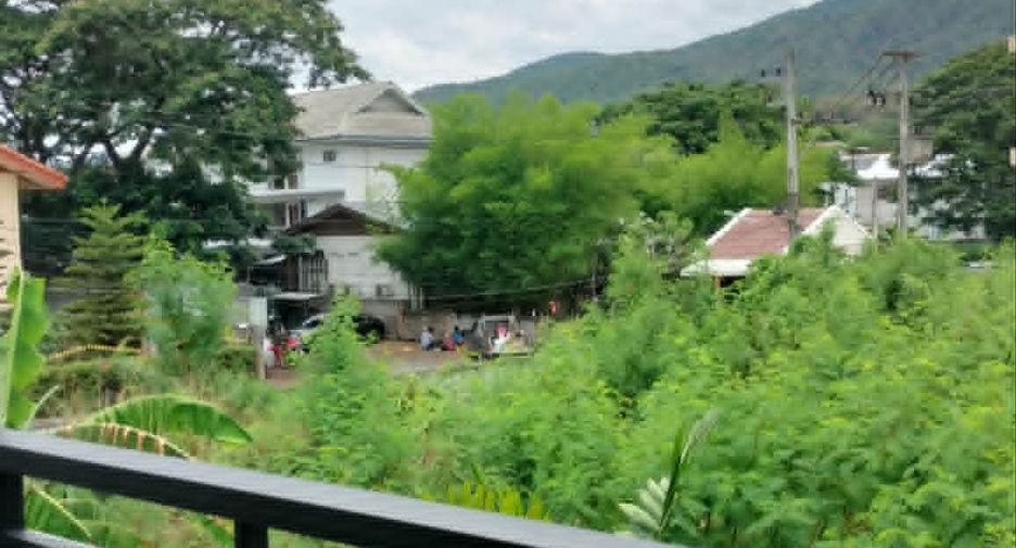For rent 3 bedrooms townhouse in Mueang Chiang Mai, Chiang Mai