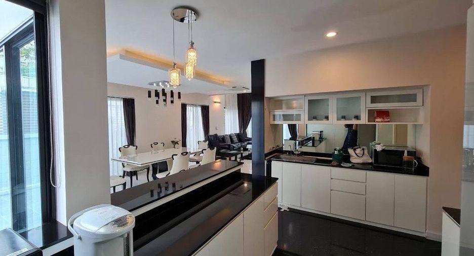For sale and for rent 6 bedrooms house in Prawet, Bangkok