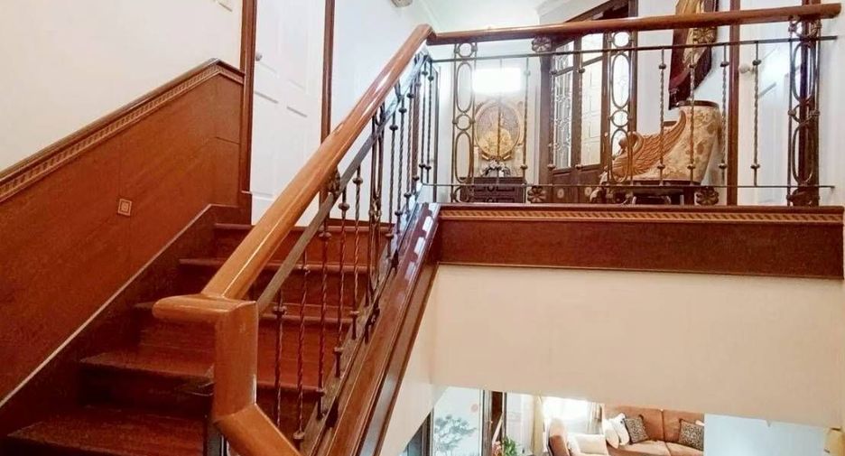 For sale 4 bedrooms house in Bang Bon, Bangkok