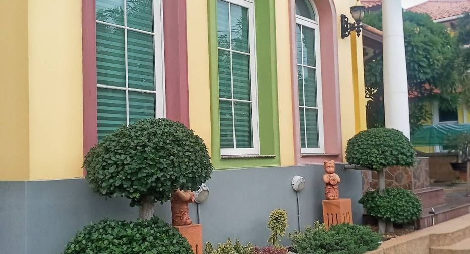 For sale 4 bedrooms house in Bang Bon, Bangkok