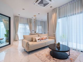 Reihenhaus zur Miete mit 4 Zimmer in Huai Khwang, Bangkok