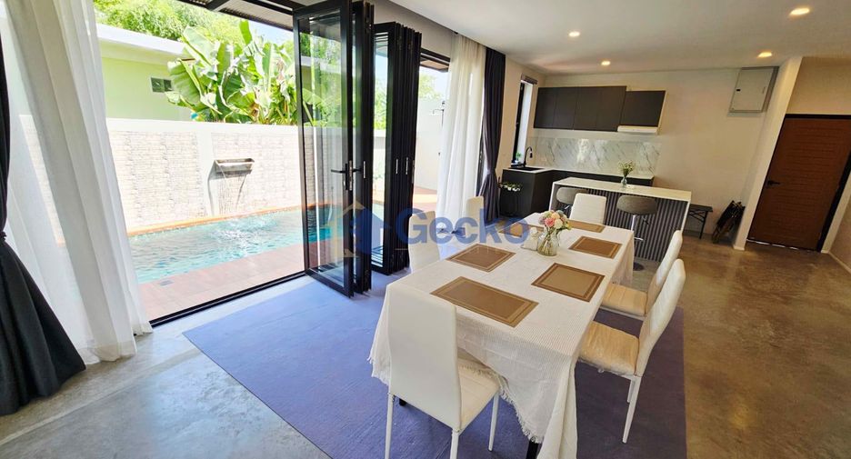 For sale 4 bedrooms house in Huay Yai, Pattaya