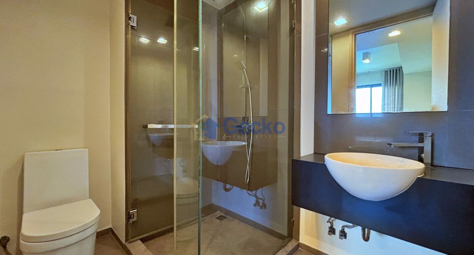 For sale 2 bedrooms condo in Pratumnak, Pattaya