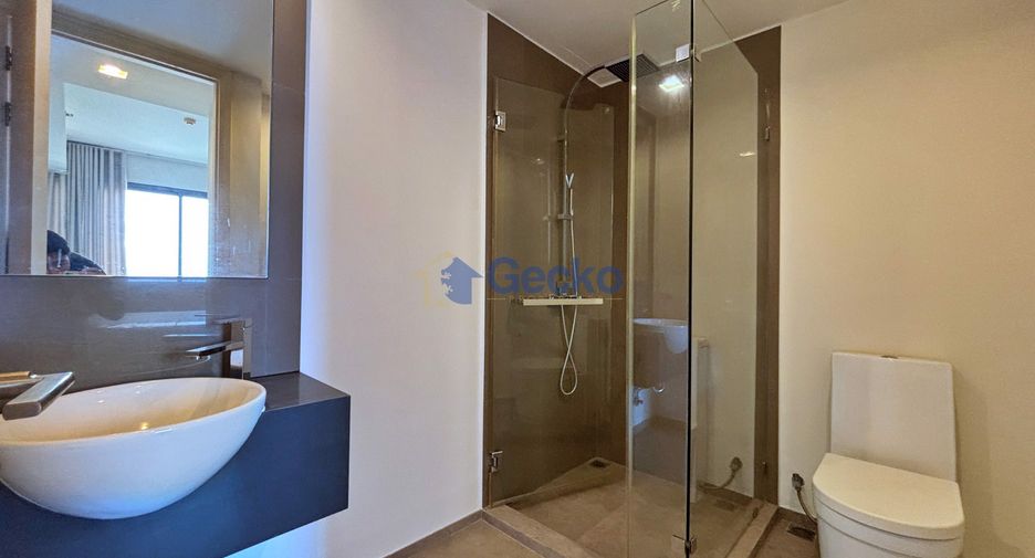 For sale 2 bedrooms condo in Pratumnak, Pattaya