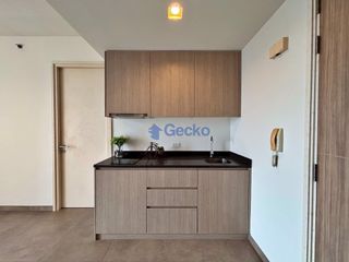 Condo en venta de 2 habitaciones en Bang Lamung, Chonburi