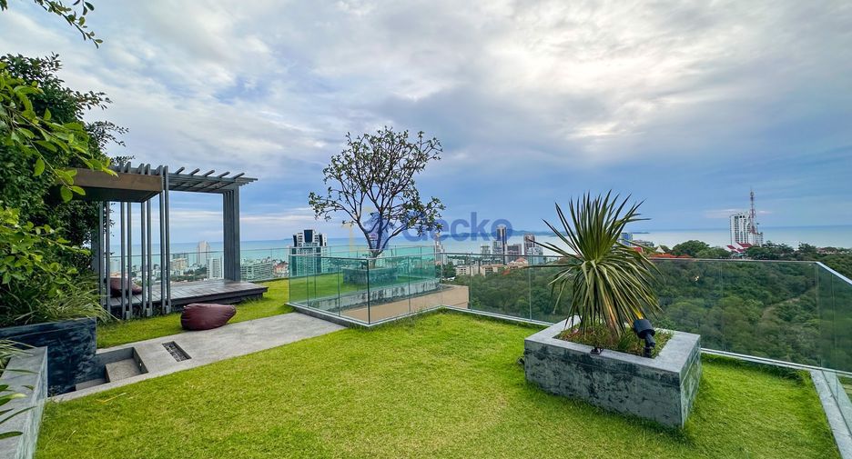 For sale 2 bedrooms condo in Pratumnak, Pattaya