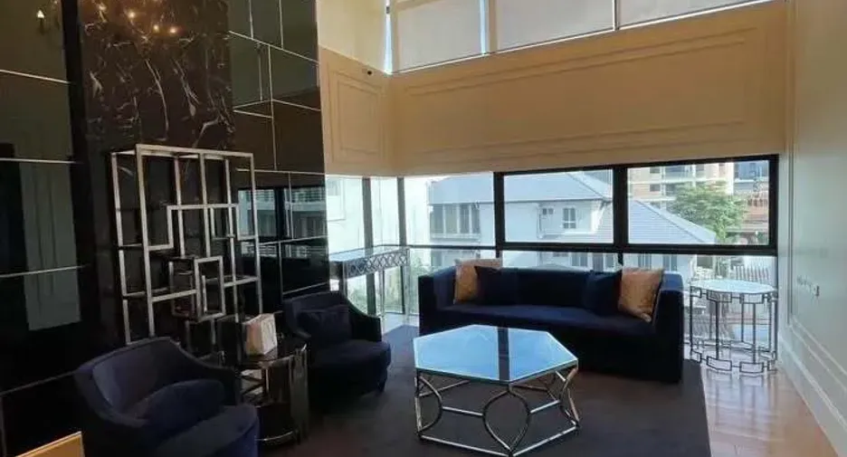 For rent 3 bedrooms office in Watthana, Bangkok