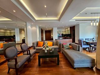 For rent 3 bedrooms condo in Pathum Wan, Bangkok