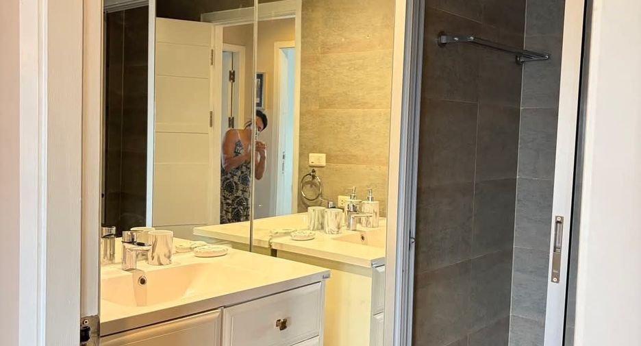 Wohnung zur Miete mit 2 Zimmer in Watthana, Bangkok