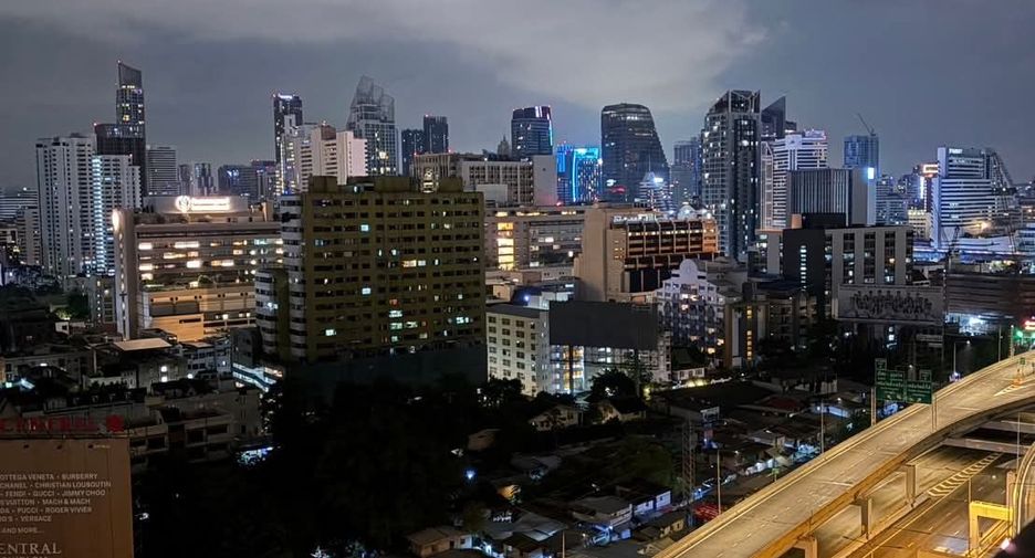 Wohnung zur Miete mit 2 Zimmer in Watthana, Bangkok