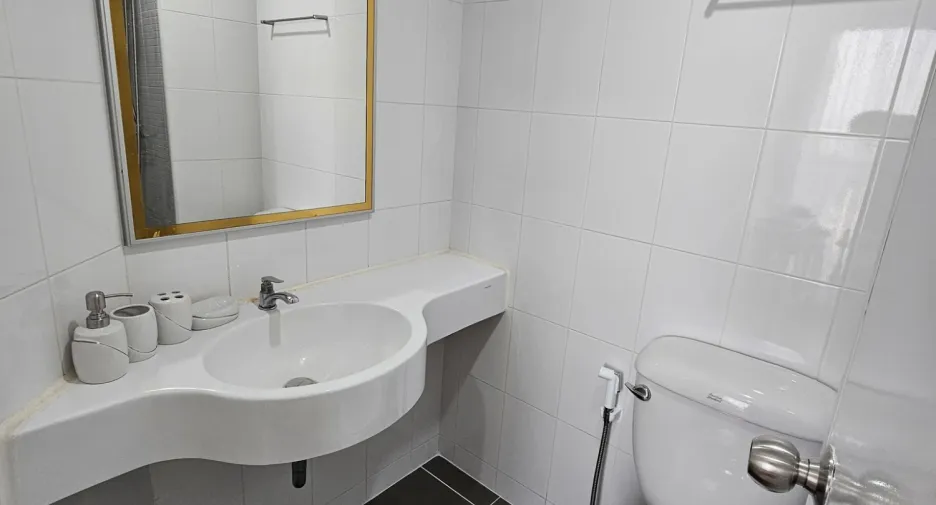 For sale studio condo in Bang Lamung, Chonburi
