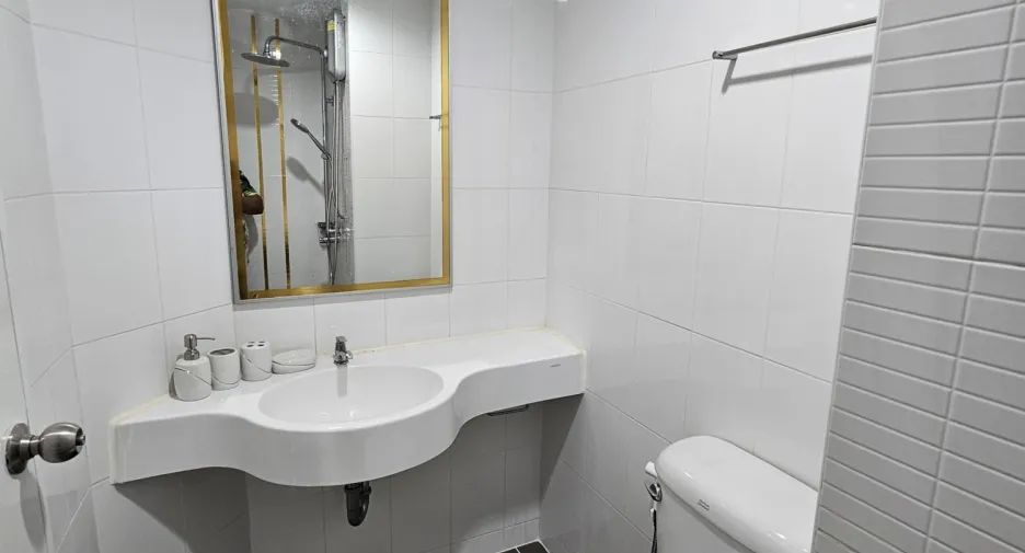 For sale studio condo in Bang Lamung, Chonburi
