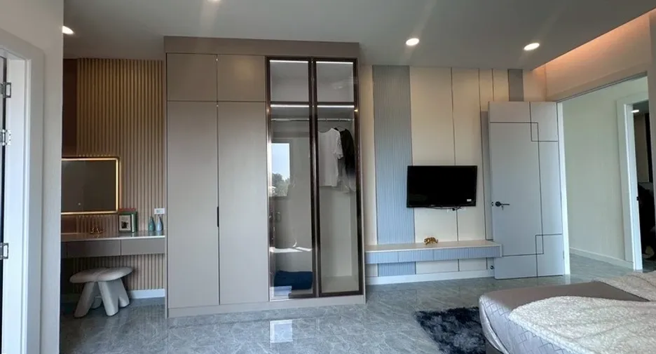 Villa en venta de 6 habitaciones en East Pattaya, Pattaya