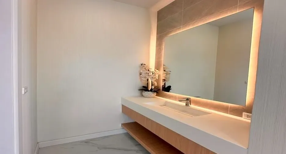 Villa en venta de 6 habitaciones en East Pattaya, Pattaya