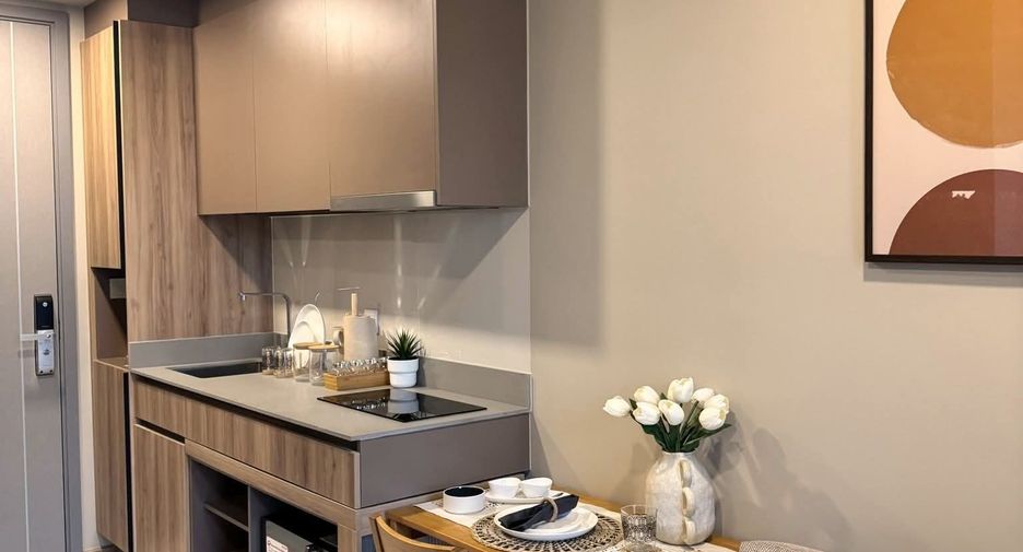 For rent 1 bed condo in Watthana, Bangkok