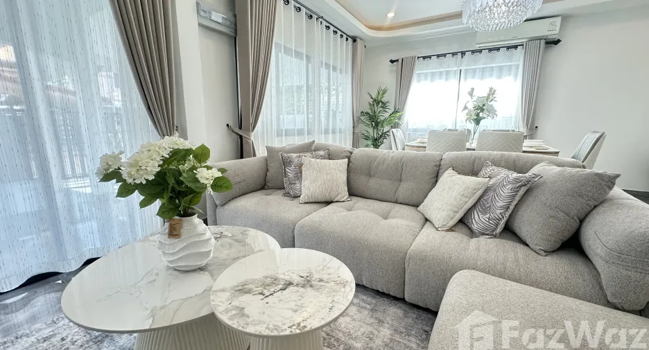 For sale 3 bedrooms house in East Pattaya, Pattaya