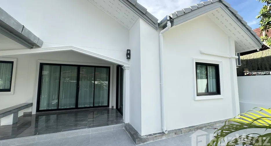 For sale 3 bedrooms house in East Pattaya, Pattaya