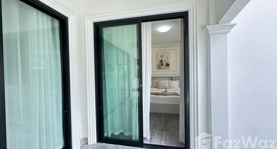 For sale 3 bedrooms house in East Pattaya, Pattaya