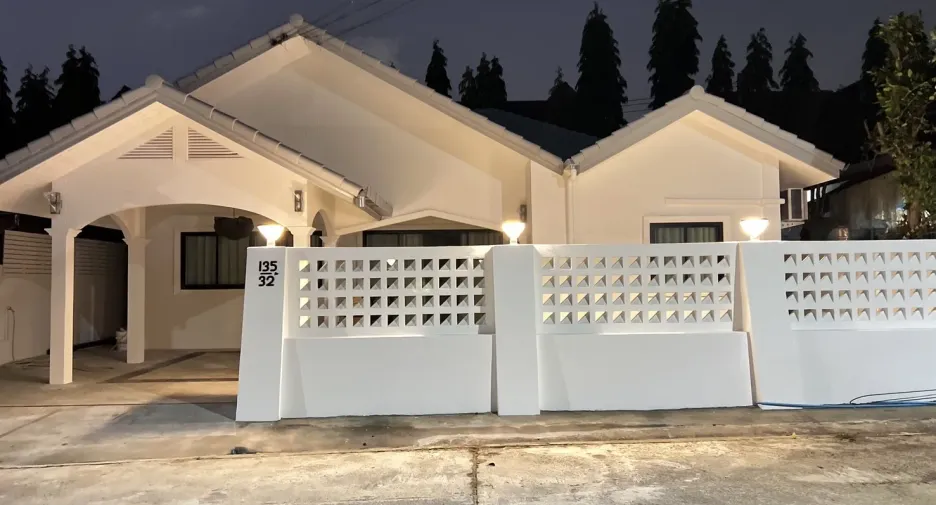 For sale 3 bedrooms house in East Pattaya, Pattaya