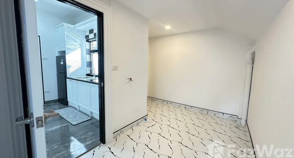 For sale 3 bedrooms house in East Pattaya, Pattaya