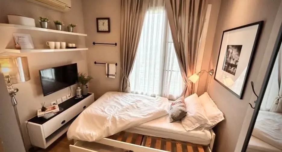 For rent 2 bedrooms condo in Khlong Toei, Bangkok