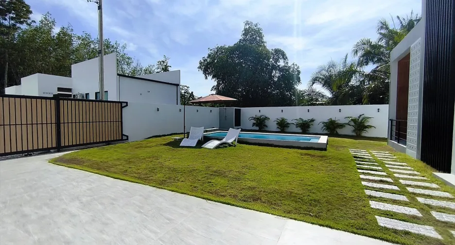 For sale 3 bedrooms villa in Nuea Khlong, Krabi
