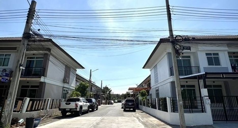 出售 3 卧室 联排别墅 在 Mueang Samut Prakan, Samut Prakan
