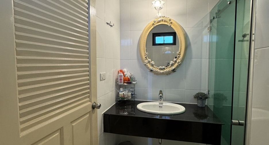 For sale 1 bed condo in Mueang Krabi, Krabi