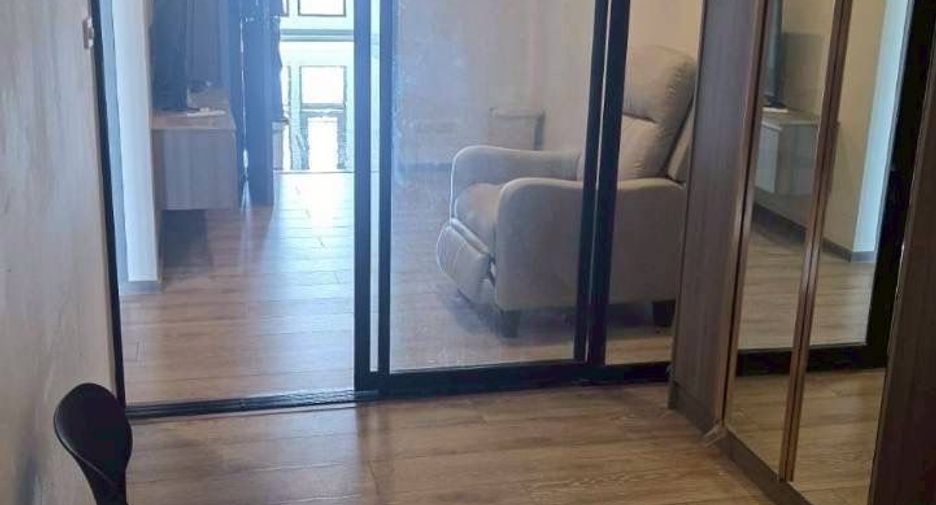 For sale 1 bed condo in Mueang Samut Prakan, Samut Prakan