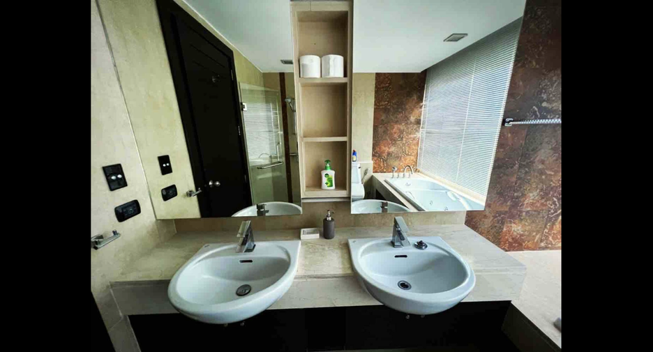 Condo en alquiler de 3 habitaciones en Kathu, Phuket