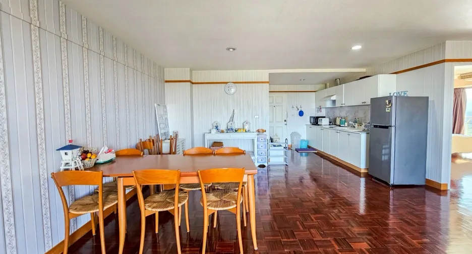 For sale 2 bedrooms condo in Cha Am, Phetchaburi