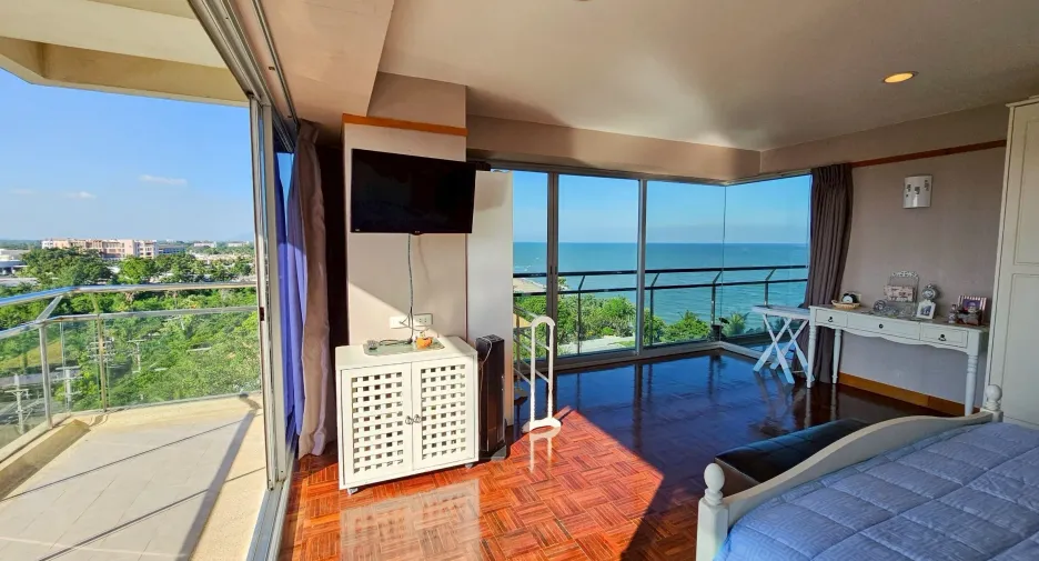 For sale 2 bedrooms condo in Cha Am, Phetchaburi