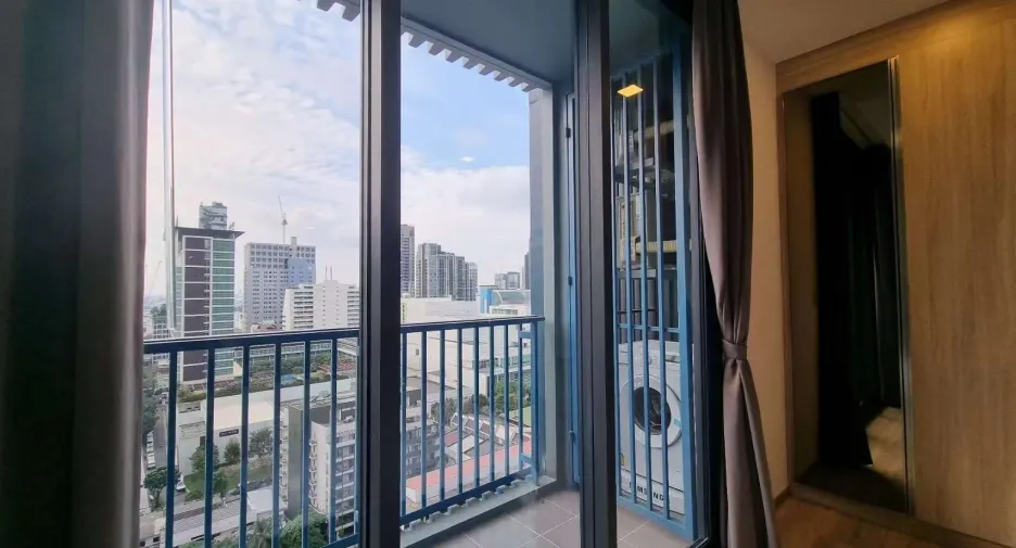 For rent 1 bed condo in Ratchathewi, Bangkok