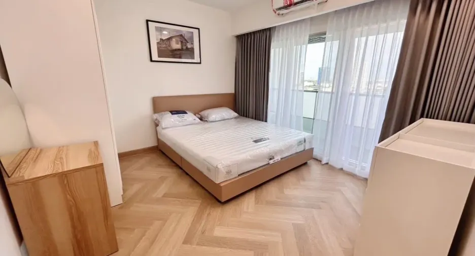 Wohnung zur Miete mit 2 Zimmer in Yan Nawa, Bangkok