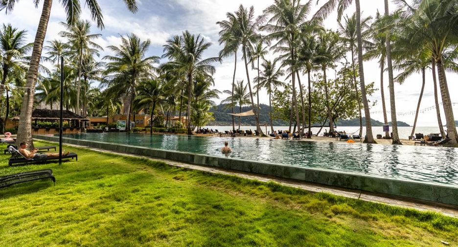 For sale 4 bedrooms condo in Ko Chang, Trat