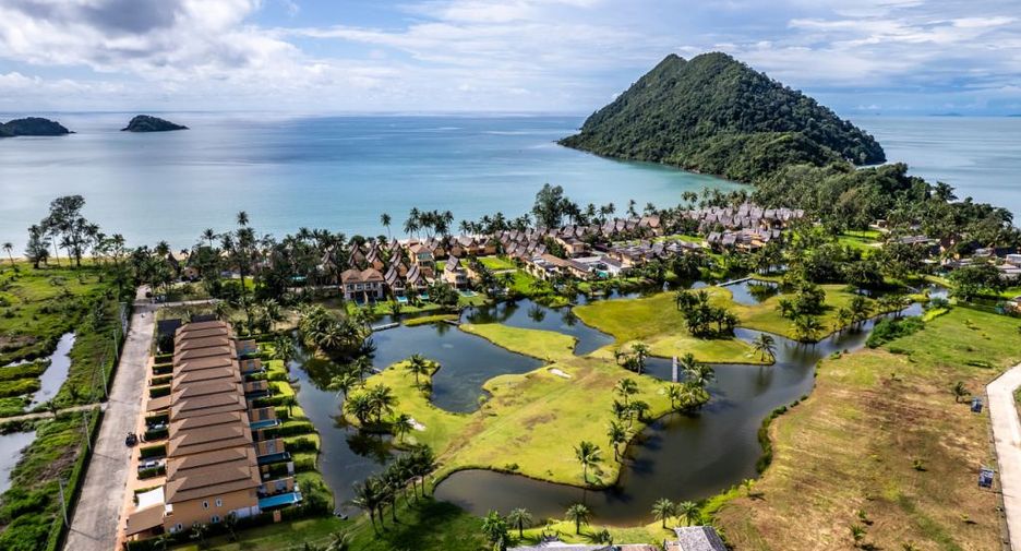 For sale 4 bedrooms condo in Ko Chang, Trat